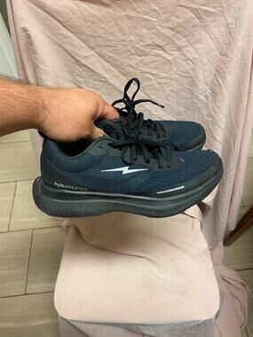 Hylo Athletics Impact Men's Running Shoe-Size 8 -Black *Pre-Owned